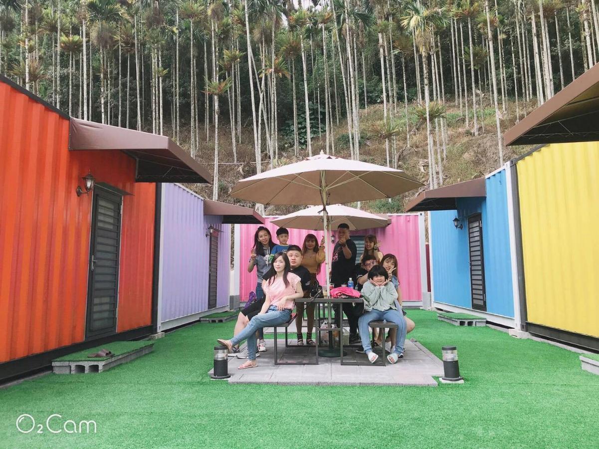 Tea King Container Bed & Breakfast Yuchi Exterior photo